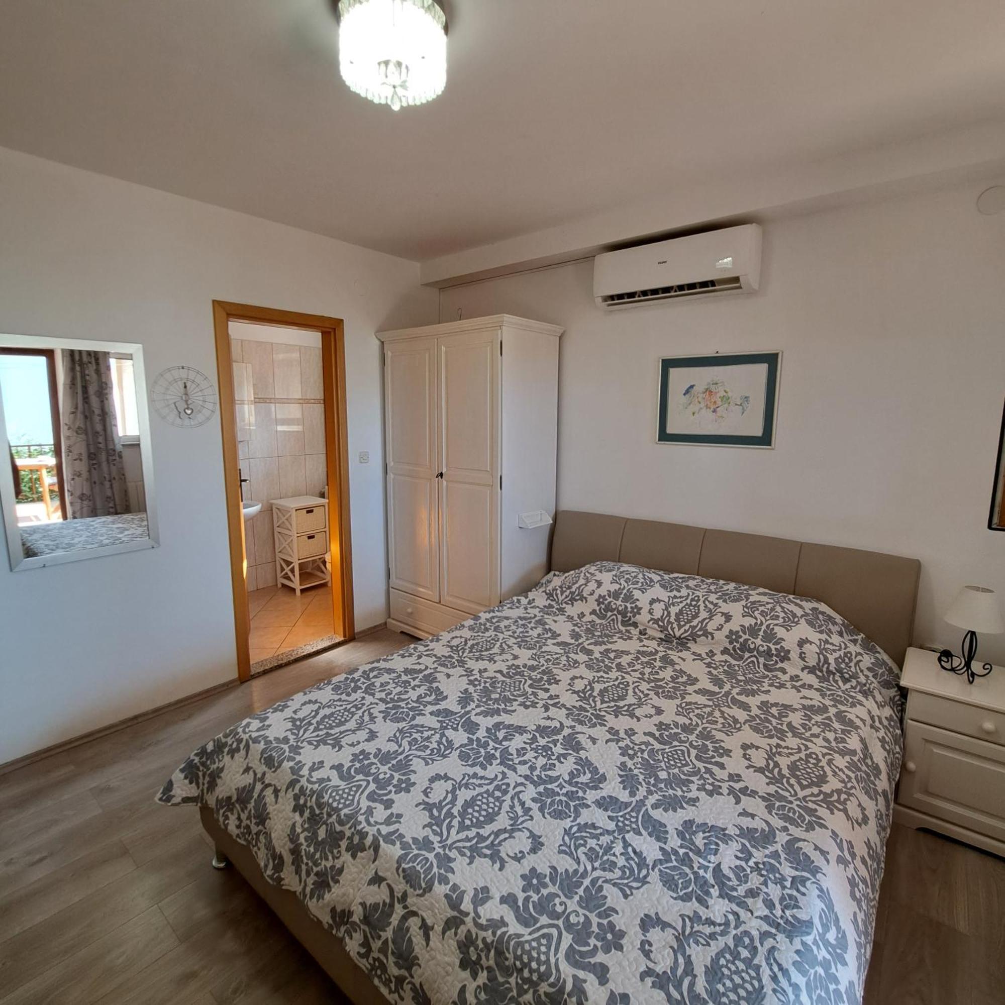 Apartment Jelka Malinska Zewnętrze zdjęcie